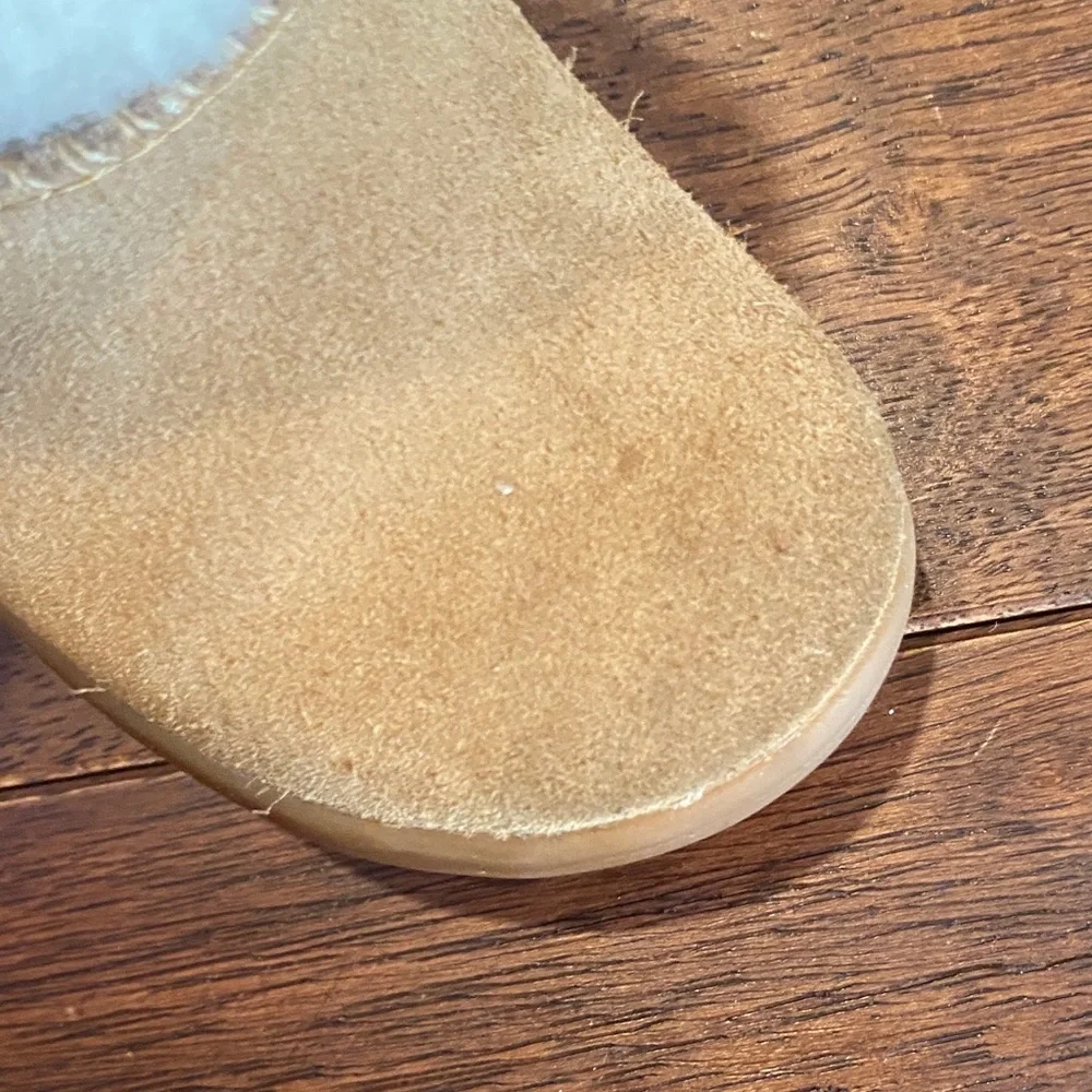 UGG Kids Boots in Tan and Cream